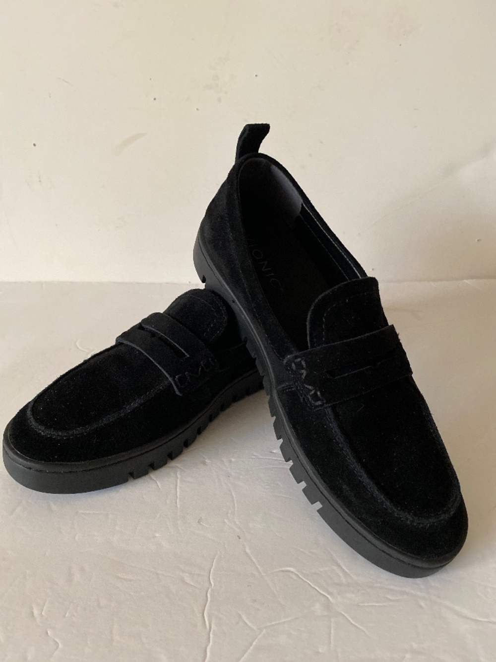 Vionic Suede Loafers EUC 7